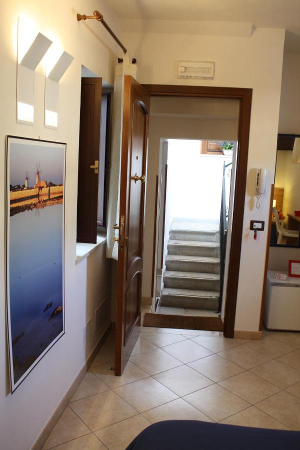 Residence Barbara تراباني المظهر الخارجي الصورة